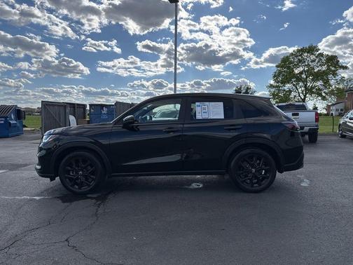 Crystal Black Pearl 2025 Honda HR-V Sport