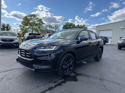 Crystal Black Pearl 2025 Honda HR-V Sport