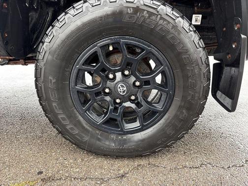 2019 Toyota Tacoma SR