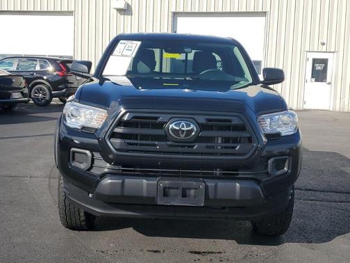 2019 Toyota Tacoma SR