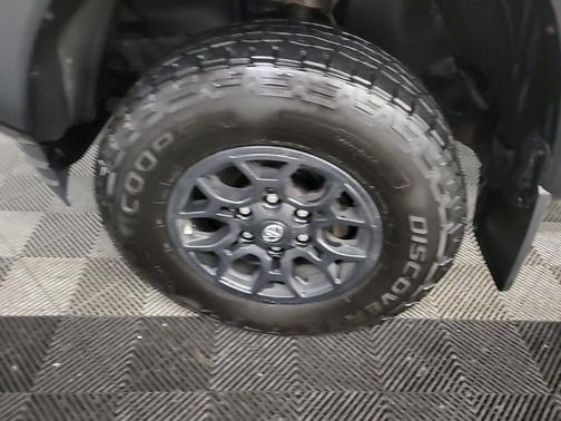 2019 Toyota Tacoma SR