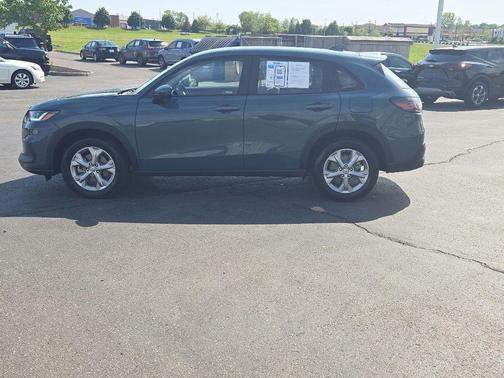 Pearl 2024 Honda HR-V LX