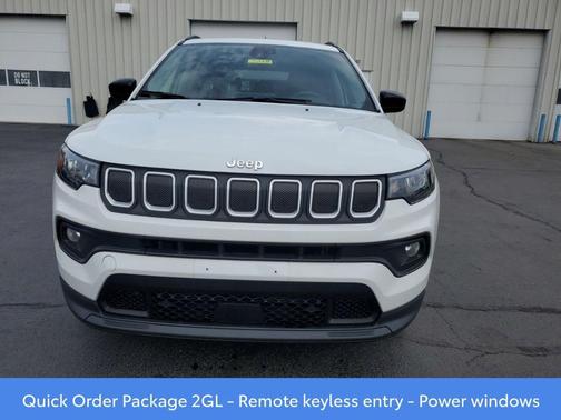 2022 Jeep Compass Latitude Lux