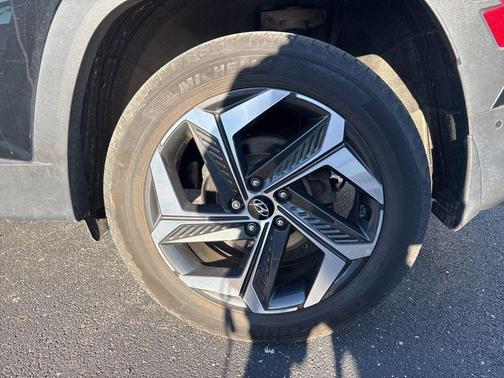 Phantom Black 2023 Hyundai TUCSON Limited