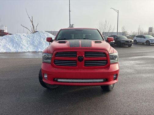 2016 RAM 1500 Sport