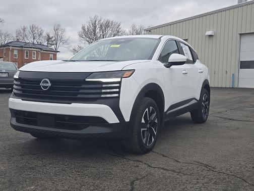 2025 Nissan Kicks SV