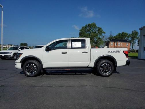 2023 Nissan Titan PRO-4X