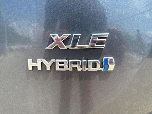 2016 Toyota RAV4 Hybrid XLE