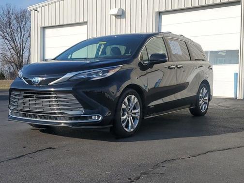 2021 Toyota Sienna 