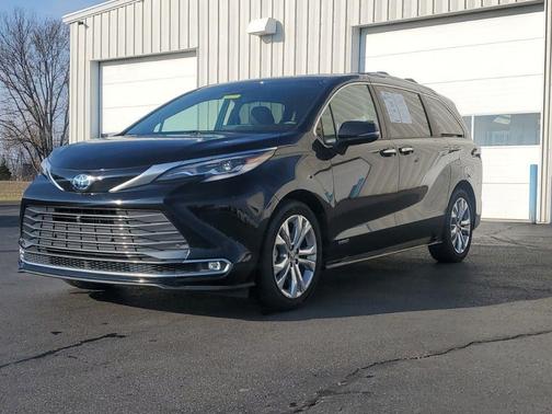 2021 Toyota Sienna 