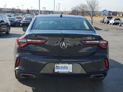 2022 Acura TLX Base