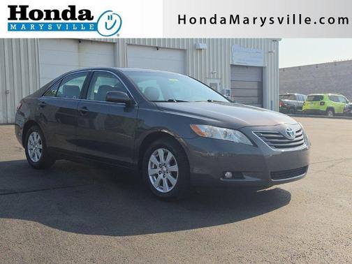 Magnetic Gray Metallic 2009 Toyota Camry XLE