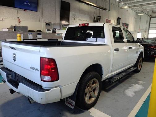 2017 RAM 1500 Express