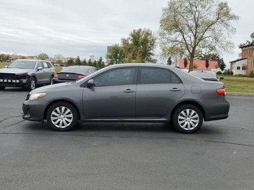 2011 Toyota Corolla LE