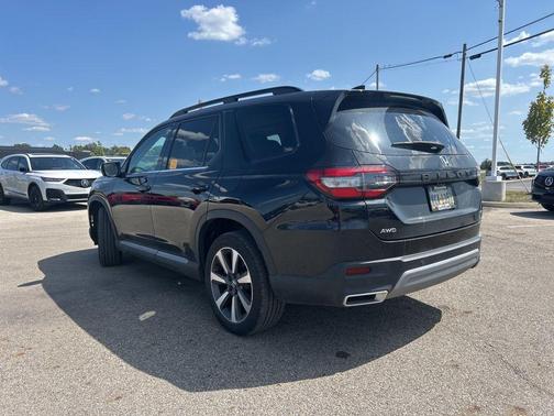 2023 Honda Pilot Elite