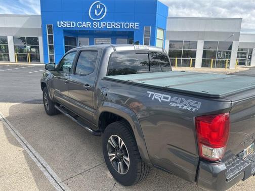 2017 Toyota Tacoma TRD Sport