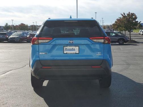 2019 Toyota RAV4 Hybrid LE