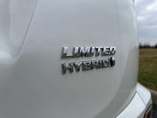 2018 Toyota RAV4 Hybrid Limited