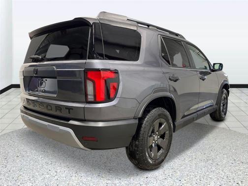 Modern Steel Metallic 2026 Honda Passport RTL