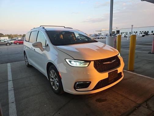 2021 Chrysler Pacifica Touring-L