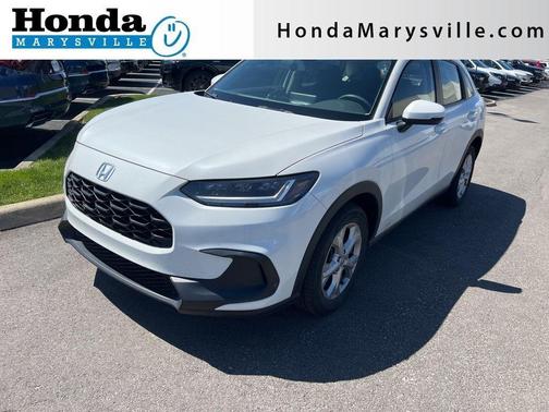 Platinum White Pearl 2023 Honda HR-V LX