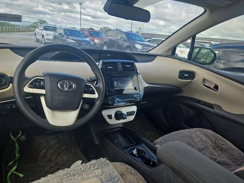 2018 Toyota Prius One