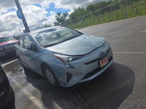 2018 Toyota Prius One