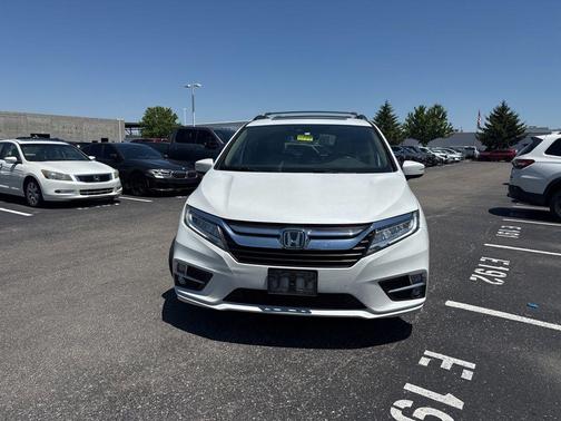 Platinum White Pearl 2020 Honda Odyssey Elite