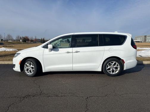 2018 Chrysler Pacifica Touring Plus