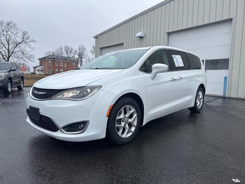 2018 Chrysler Pacifica Touring Plus