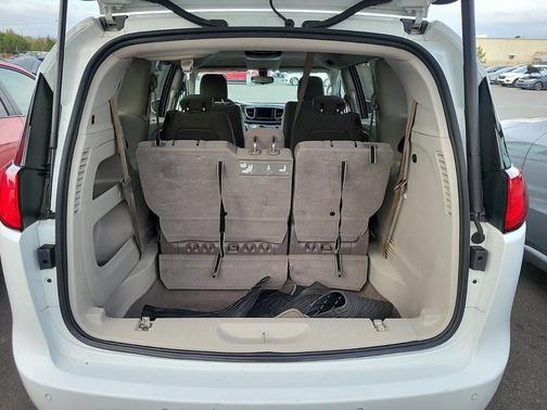 2018 Chrysler Pacifica Touring Plus