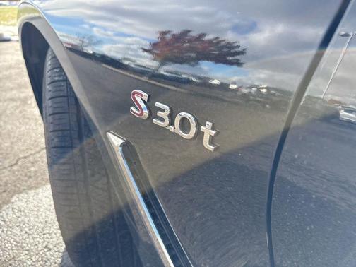 2017 INFINITI Q60 3.0t Red Sport 400