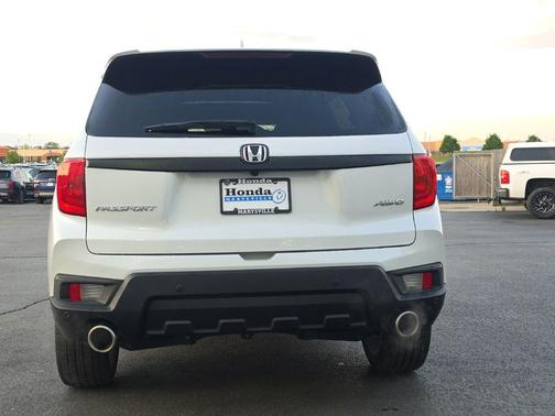 Platinum White Pearl 2023 Honda Passport EX-L