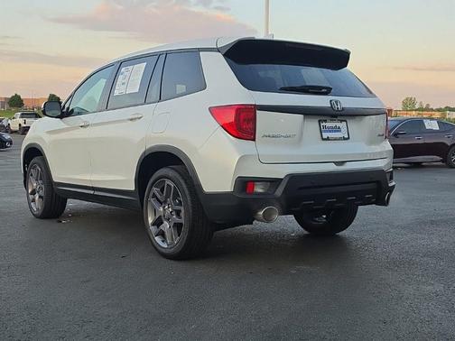 Platinum White Pearl 2023 Honda Passport EX-L