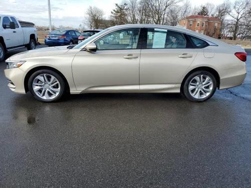Photo 4 of 31 of 2020 Honda Accord LX 1.5T