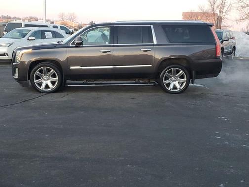 2016 Cadillac Escalade ESV Premium