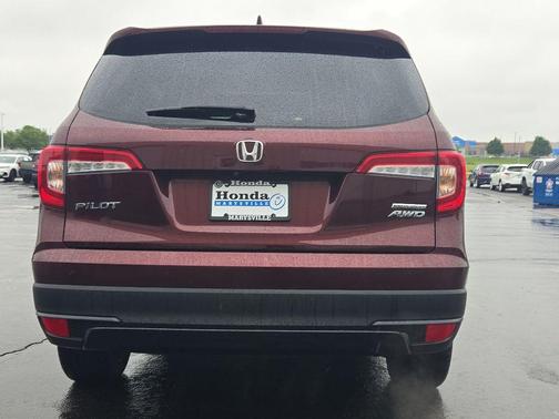 Deep Scarlet Pearl 2022 Honda Pilot Special Edition