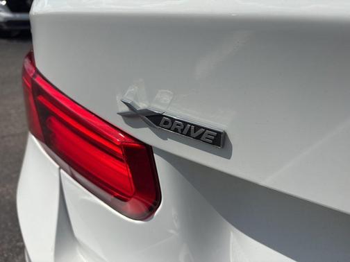 Alpine White 2016 BMW 328 i xDrive SULEV