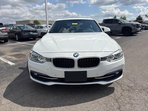 Alpine White 2016 BMW 328 i xDrive SULEV