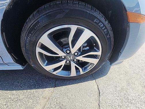 Sonic Gray Pearl 2023 Honda Odyssey Touring