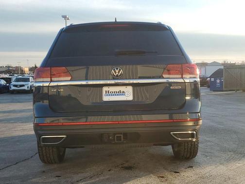 2022 Volkswagen Atlas 3.6L SE w/Technology