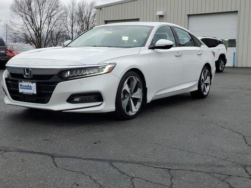 2020 Honda Accord Touring 2.0T