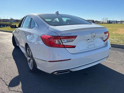 2020 Honda Accord Touring 2.0T