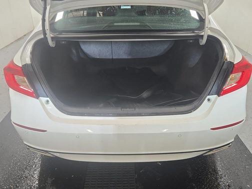 2020 Honda Accord Touring 2.0T