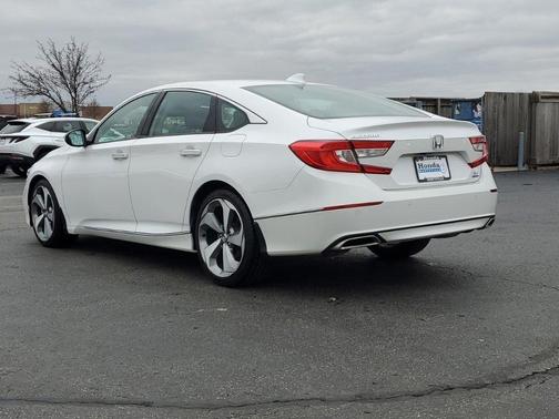 2020 Honda Accord Touring 2.0T