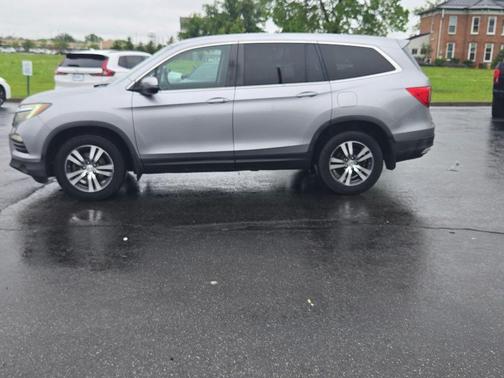 Lunar Silver Metallic 2016 Honda Pilot EX-L