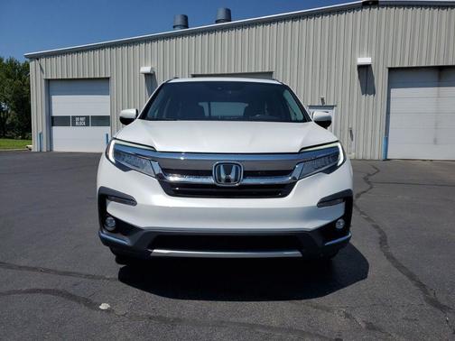 2022 Honda Pilot Touring 7-Passenger