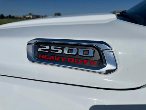 Bright White Clearcoat 2022 RAM 2500 Tradesman