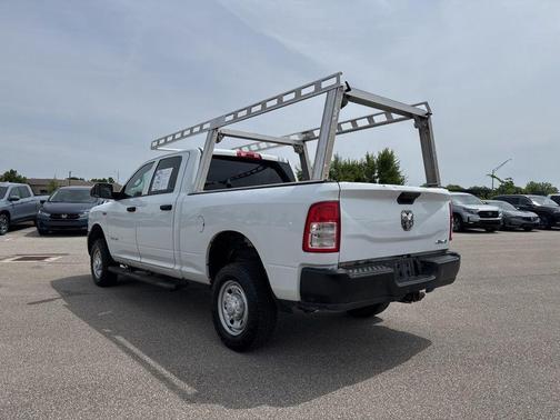Bright White Clearcoat 2022 RAM 2500 Tradesman