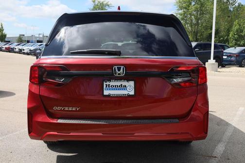 Radiant Red 2026 Honda Odyssey EX-L